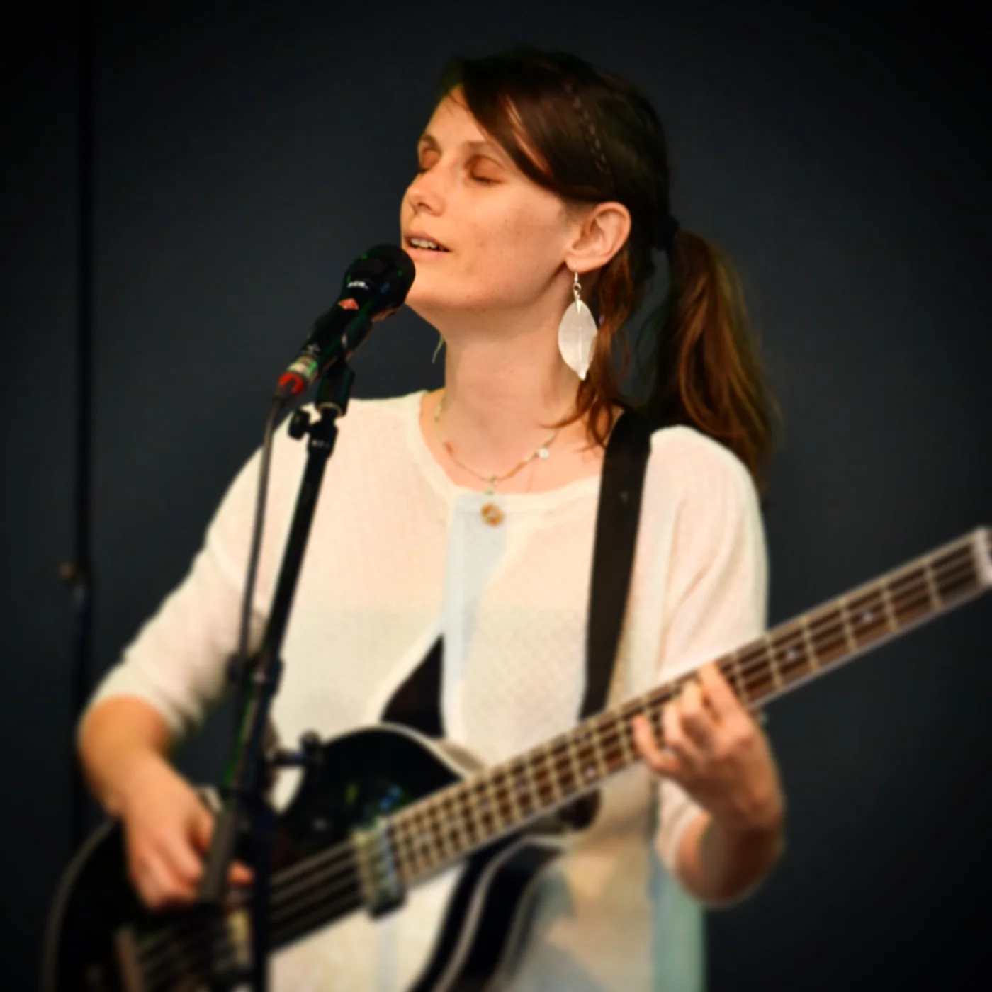 Alana, La Voix d’Avalon, en concert.